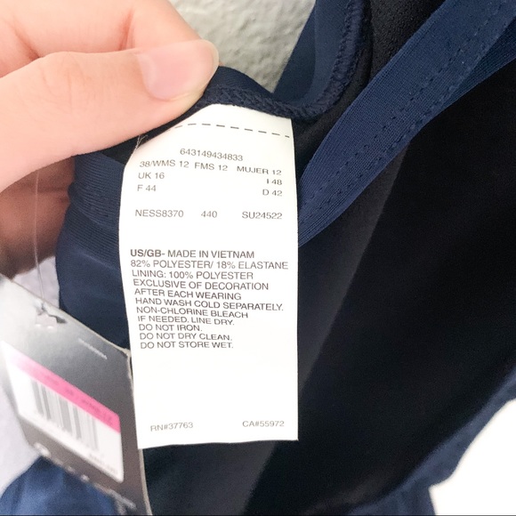 SOLD ON MERCARI - Picture 7 of 9